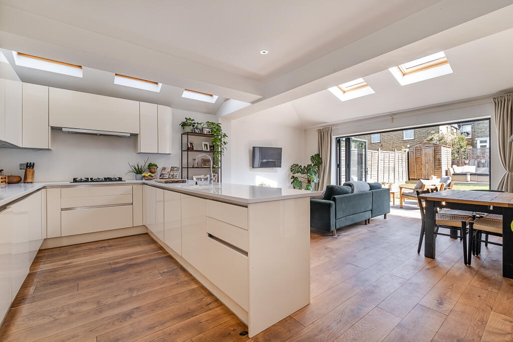 Main image of property: Tranmere Road, London, SW18
