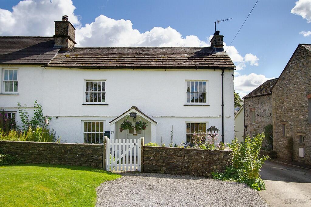 Main image of property: HIGH HALLBECK COTTAGE, KILLINGTON, LA6 2EZ