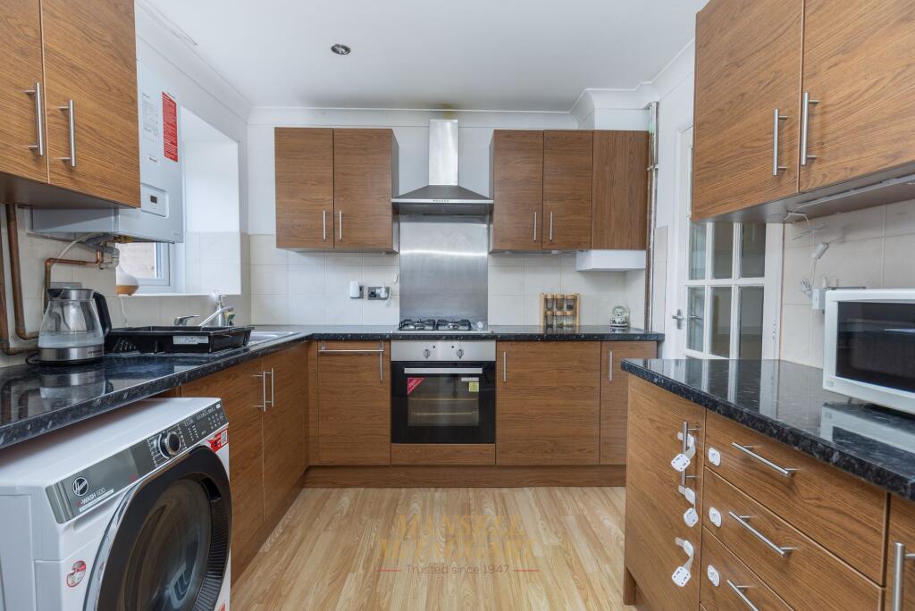 House in Redhill - View 2