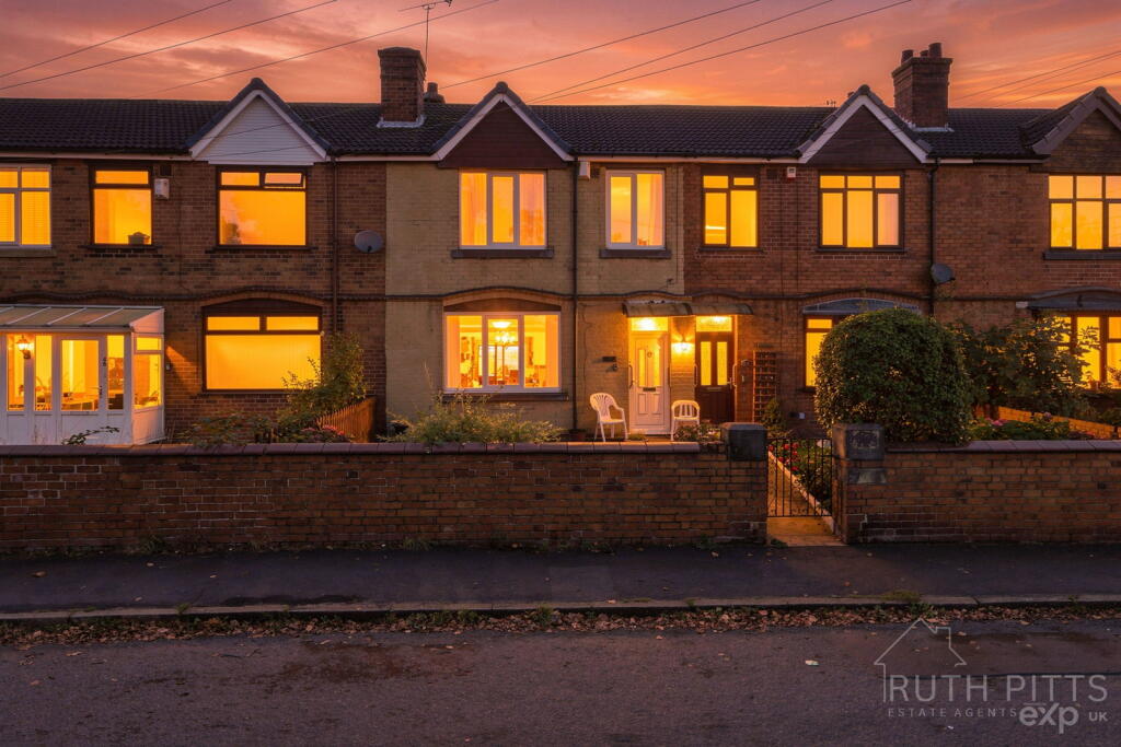 House in Wakefield - View 2