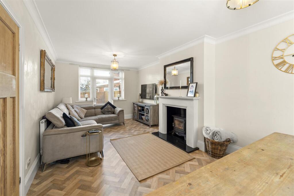 Davenham Road, Sale photo 3
