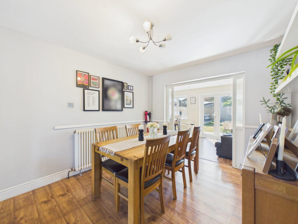 Bampton Close, Headley Park, BS13 photo 4