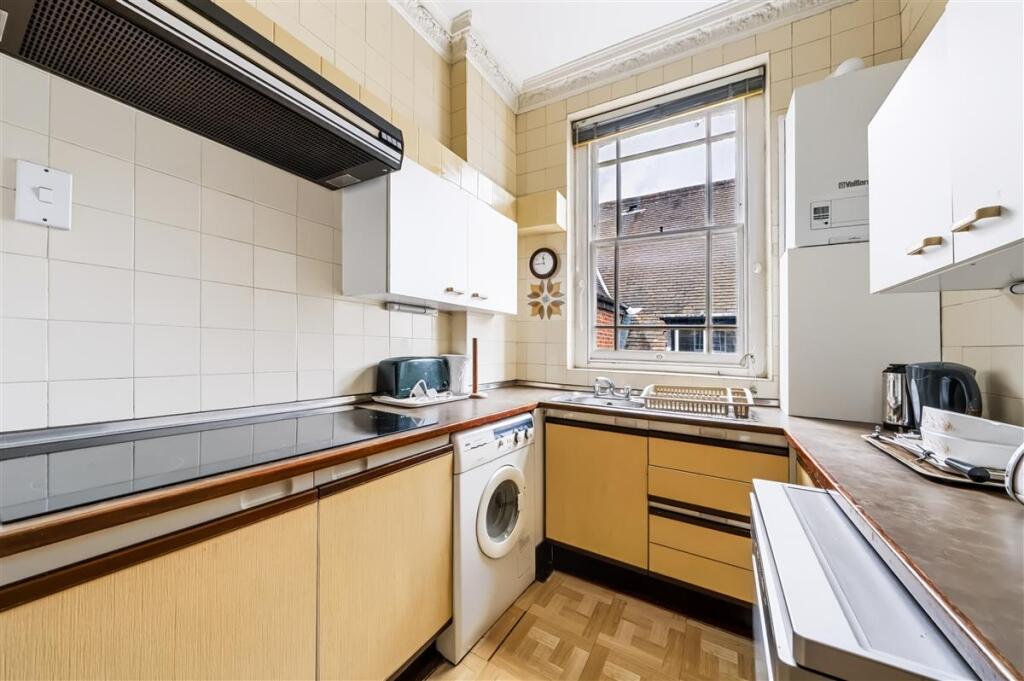 Apartment in London, City of Westminster - View 5