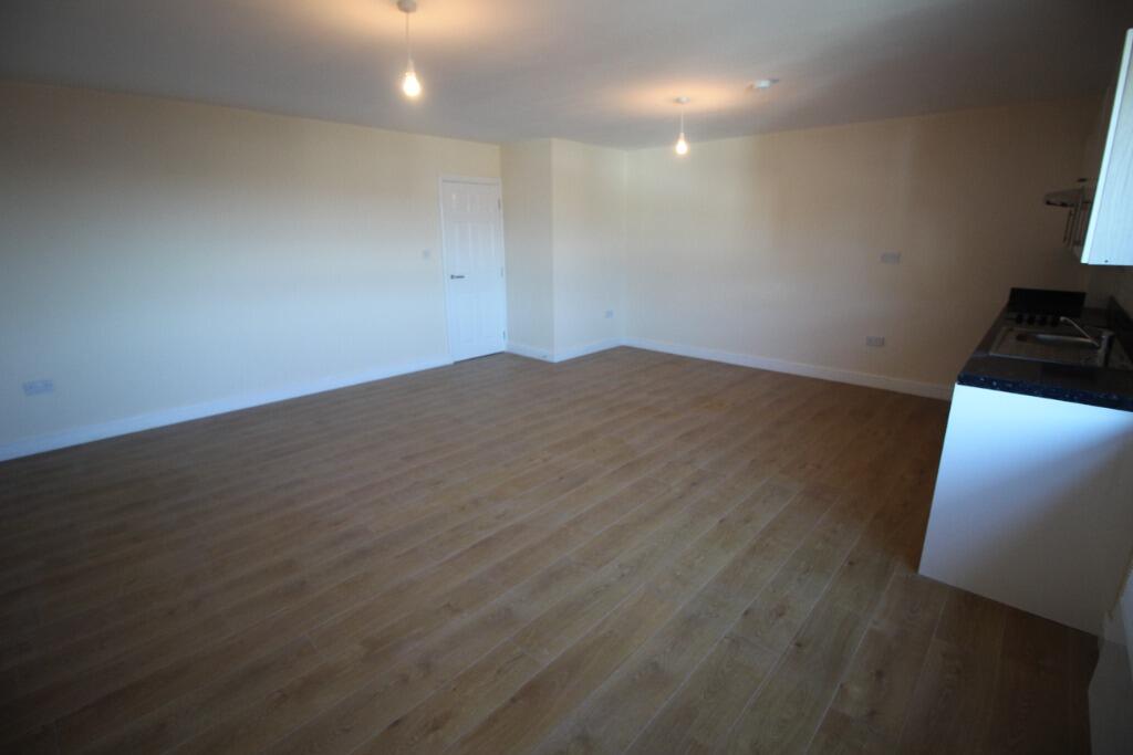 Apartment in Bury, Greater Manchester - View 4