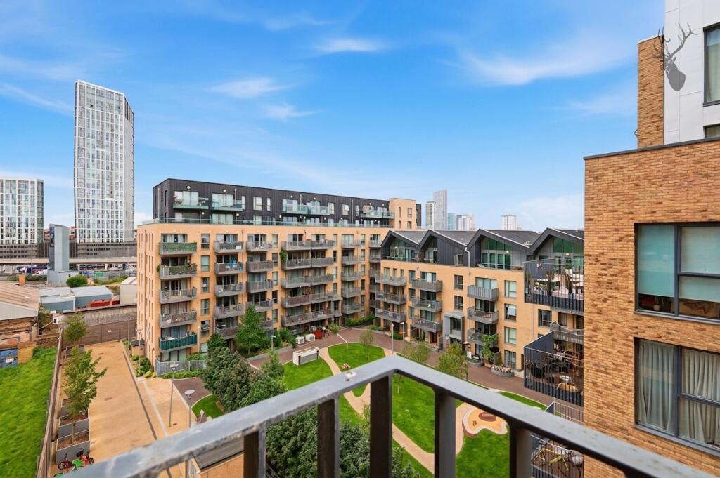 Apartment in London - View 4