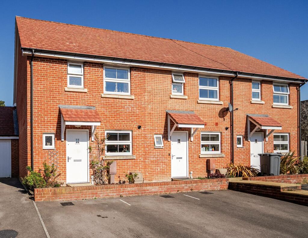 Main image of property: Dunlin Close, Bushwood Grove, Emsworth