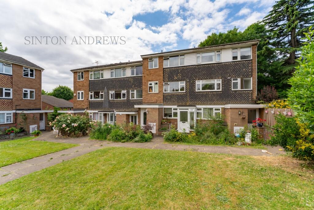 2-bed flat on The Croft, Park Hill Road, Ealing, W5, £475,000