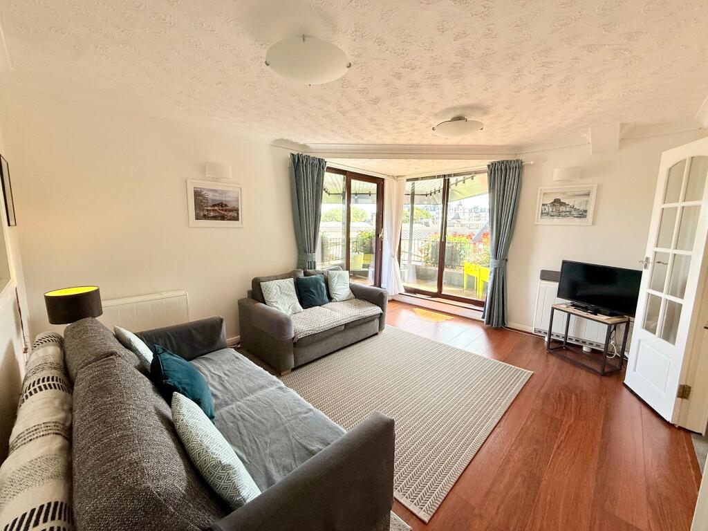Apartment in Torquay - View 3