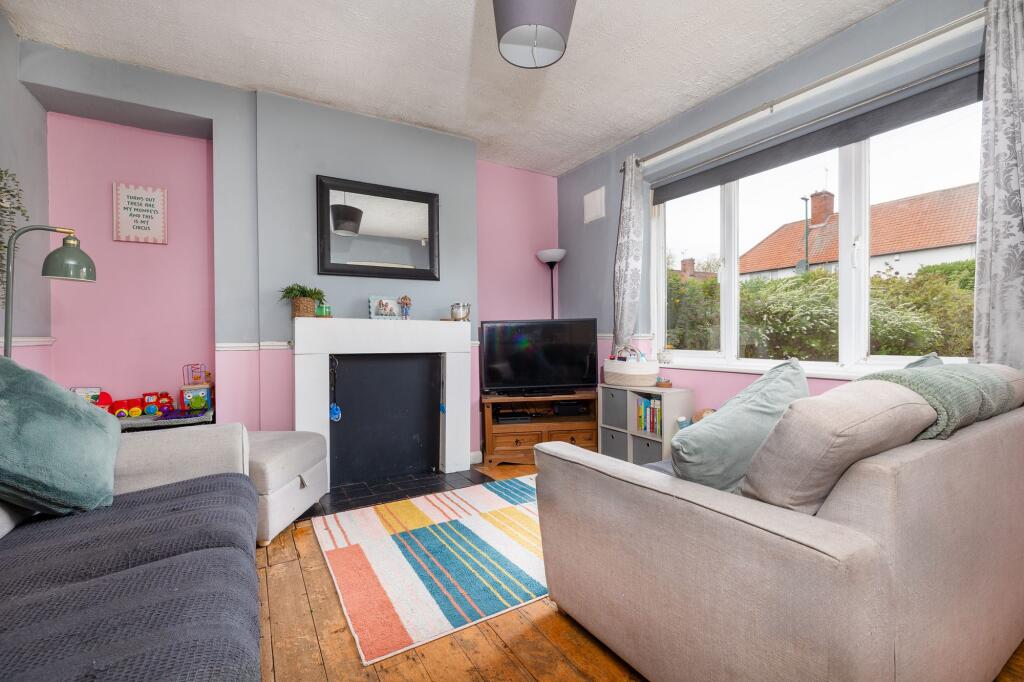 Winster Close, Beeston, NG9 photo 2