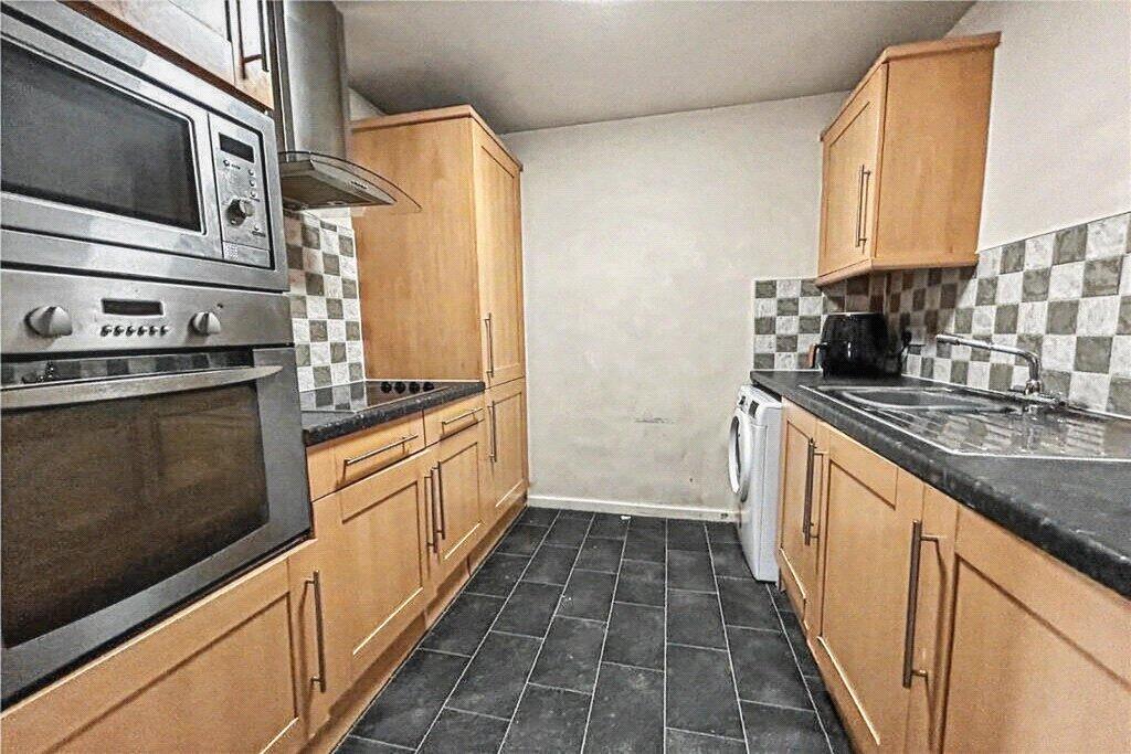 Apartment in Wakefield, West Yorkshire - View 3