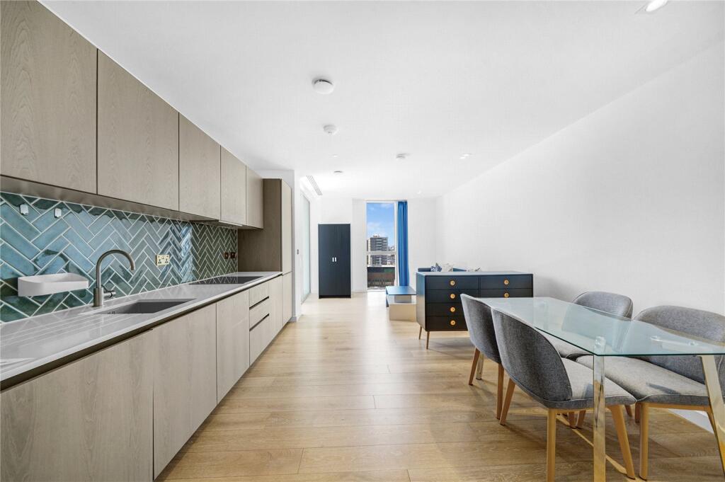 Main image of property: City Road, EC1V