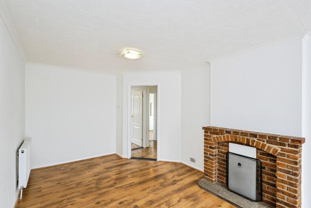 House in Havant, Hampshire - View 4
