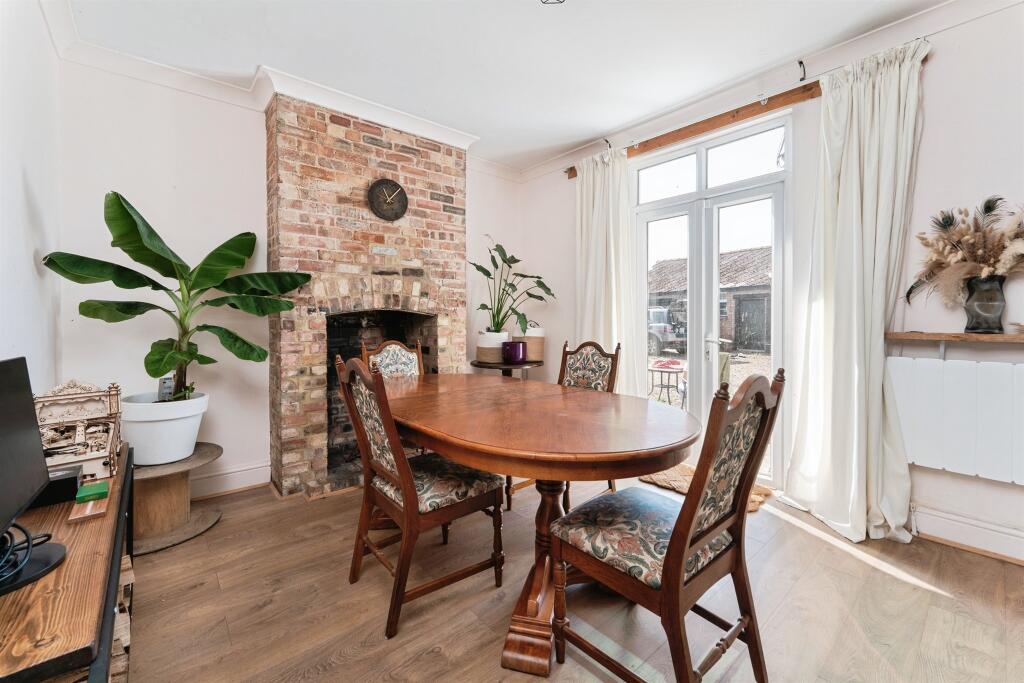 House in Fenland, Wimblington - More