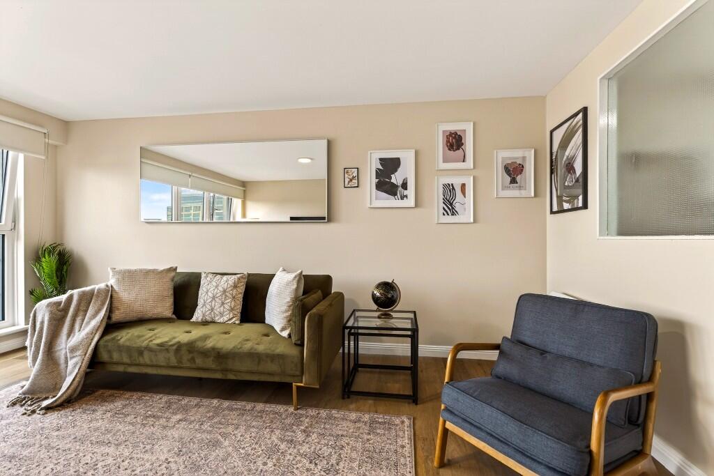 Apartment in Glasgow, Kingston - View 6