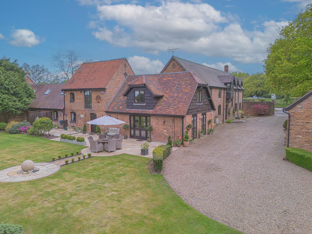 Main image of property: Lapworth Street, Lowsonford, B95