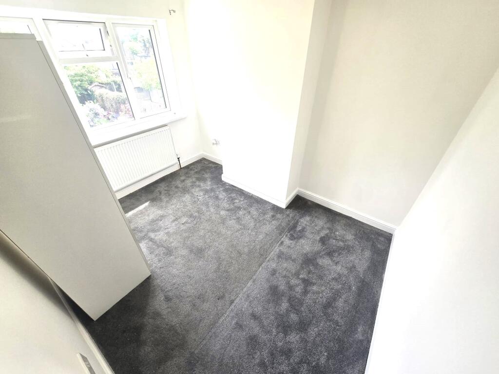 House in Romford - View 4