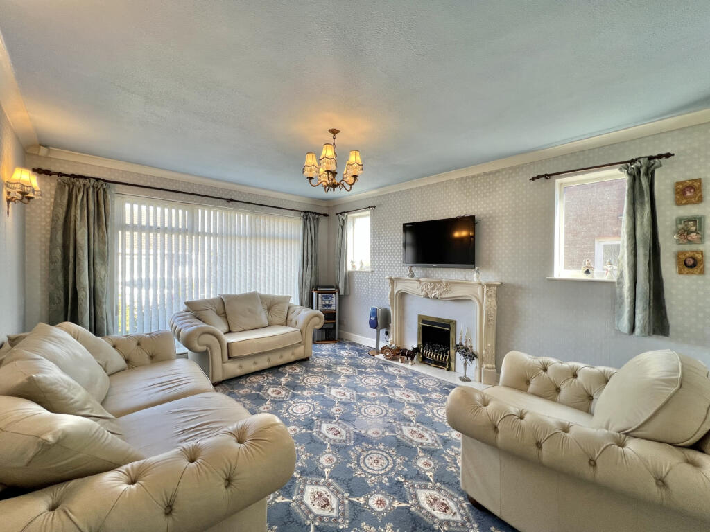 Kelverdale Road,  Cleveleys, FY5 photo 3