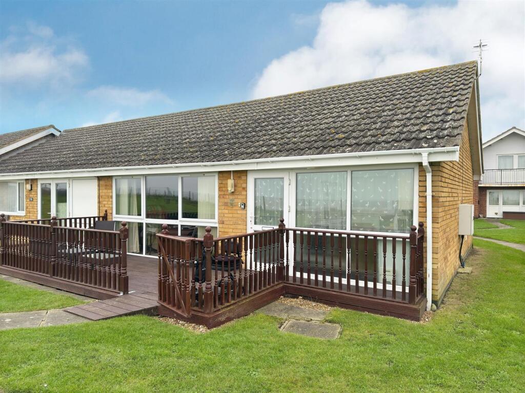 Main image of property: Waterside Park, Corton, Lowestoft, Suffolk, NR32
