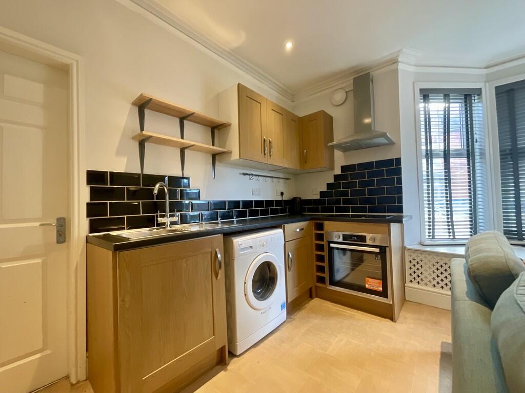 Main image of property: West Parade, Lincoln