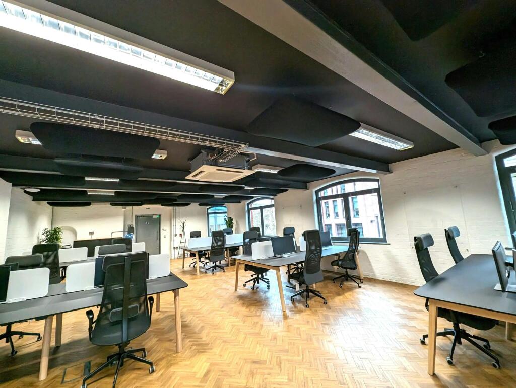 Open Plan office v1.jpg