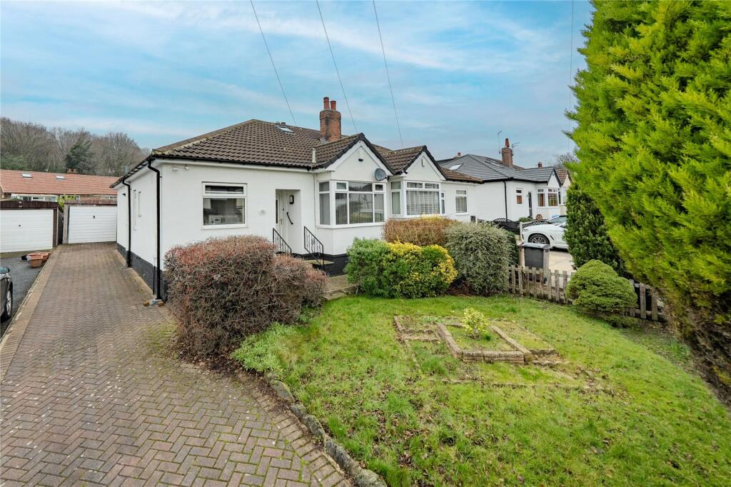 Main image of property: Autumn Crescent, Horsforth, Leeds, West Yorkshire