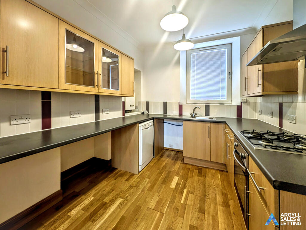 29 Church Street, Dunoon, Argyll, PA23 photo 4