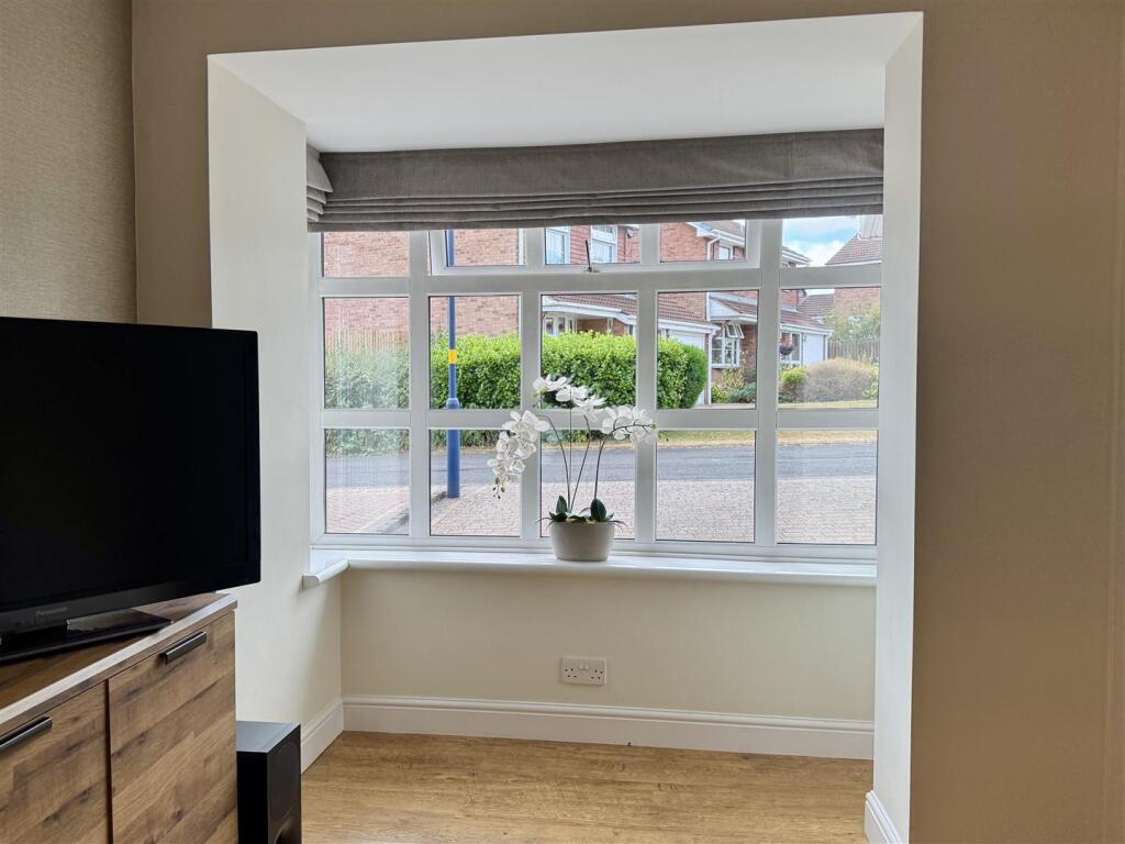 Hightree Close, Bartley Green, Birmingham photo 5