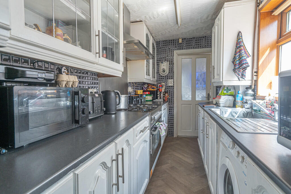 House in Birmingham, Winson Green - View 5