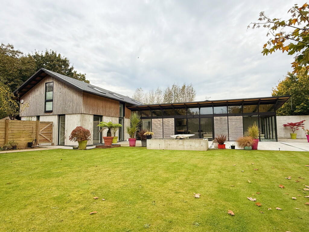 Main image of property: Higher Trewrong, Polmear Hill, Par, PL24