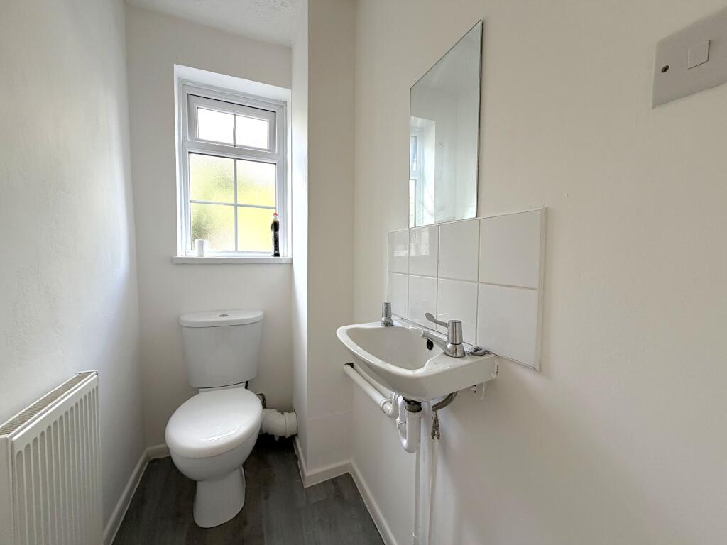 House in Gillingham, Medway - View 5