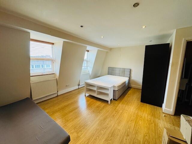 Main image of property: Roman Road, Bethnal Green, E2