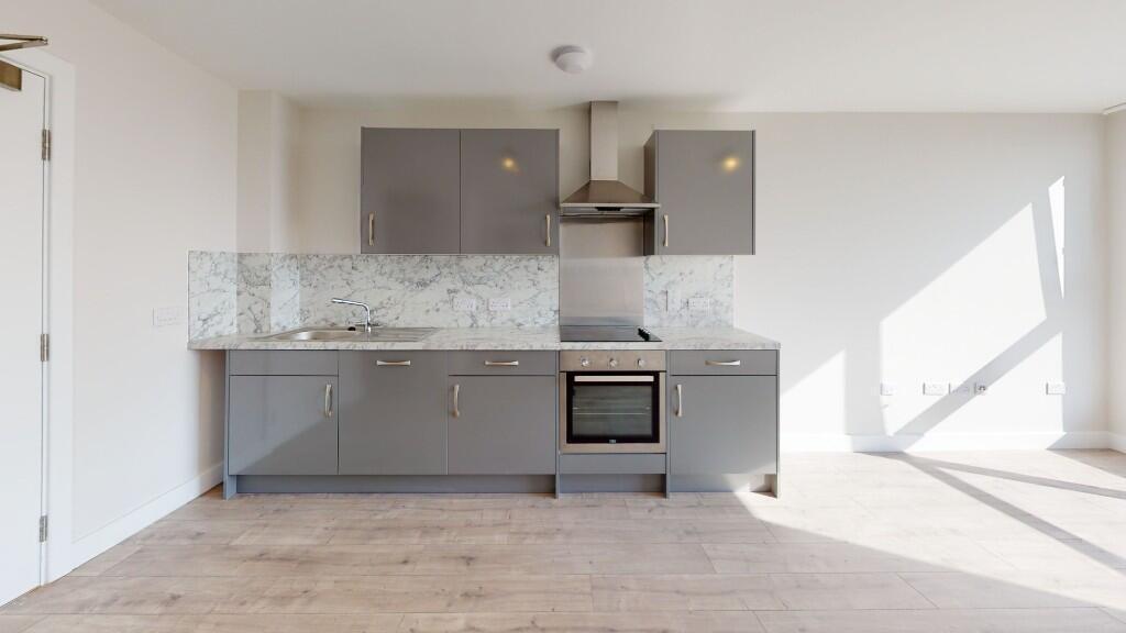 Apartment in Leicester - View 3