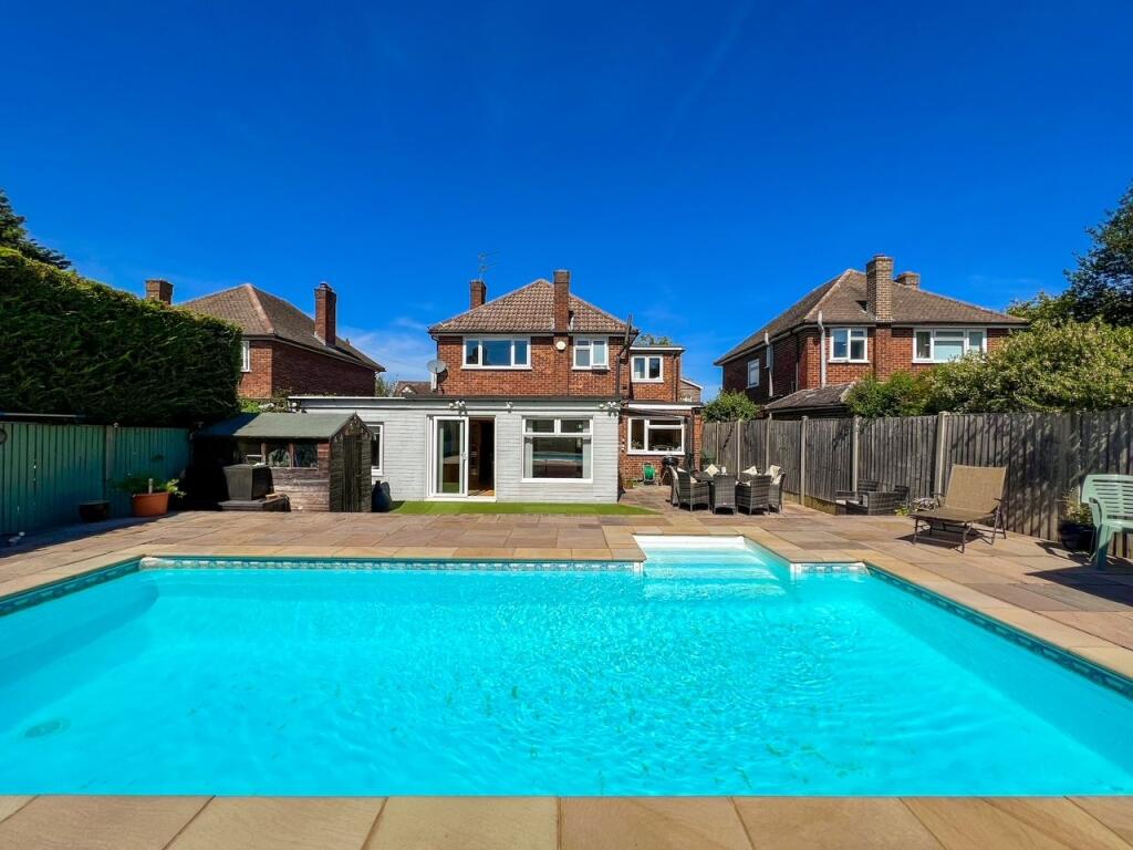 House in Elmbridge, Molesey - View 4