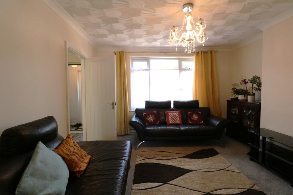 House in Maidstone, Kent - View 3