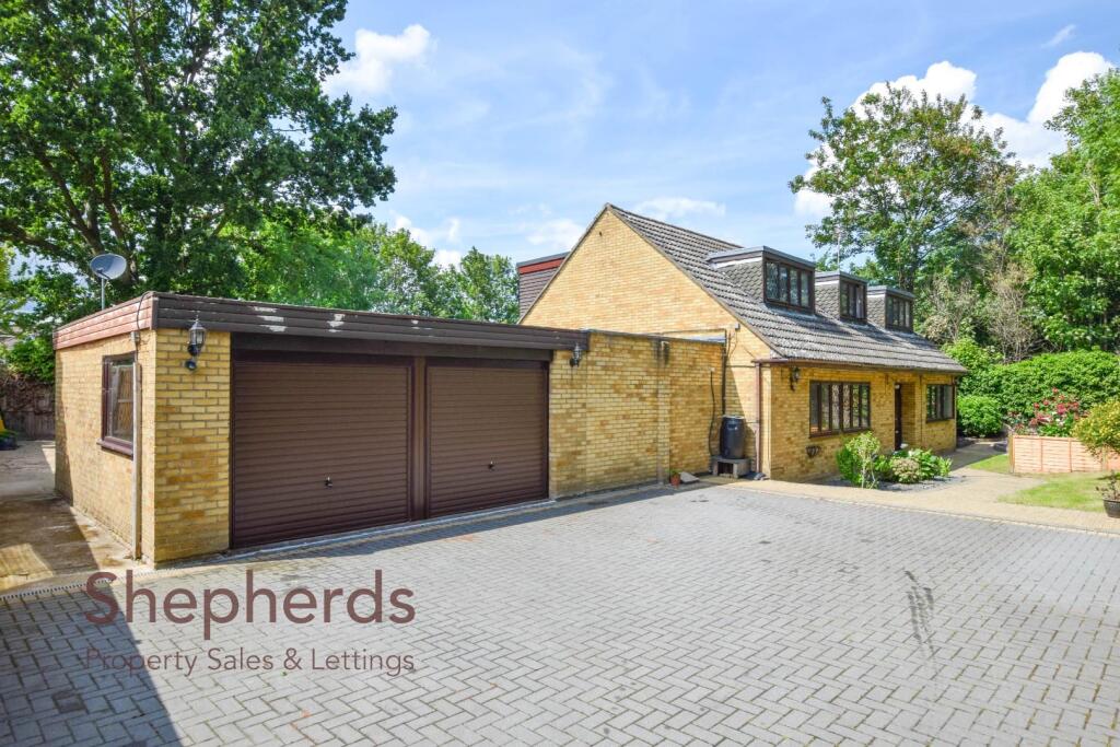 Main image of property: Warwick Drive - Ground Floor Garden Apartment