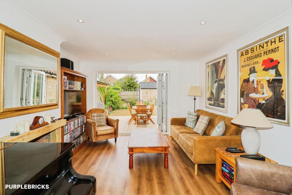 House in South Norfolk, Wymondham - More