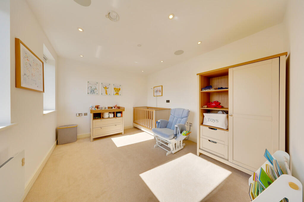 Apartment in Orpington, Broom Hill, Crofton - More