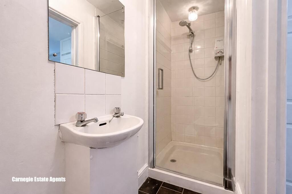 Additional image 10 of Burnham Green Road, Welwyn