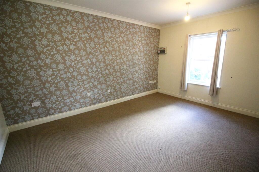 Apartment in Orpington, St Paul's Cray - View 4