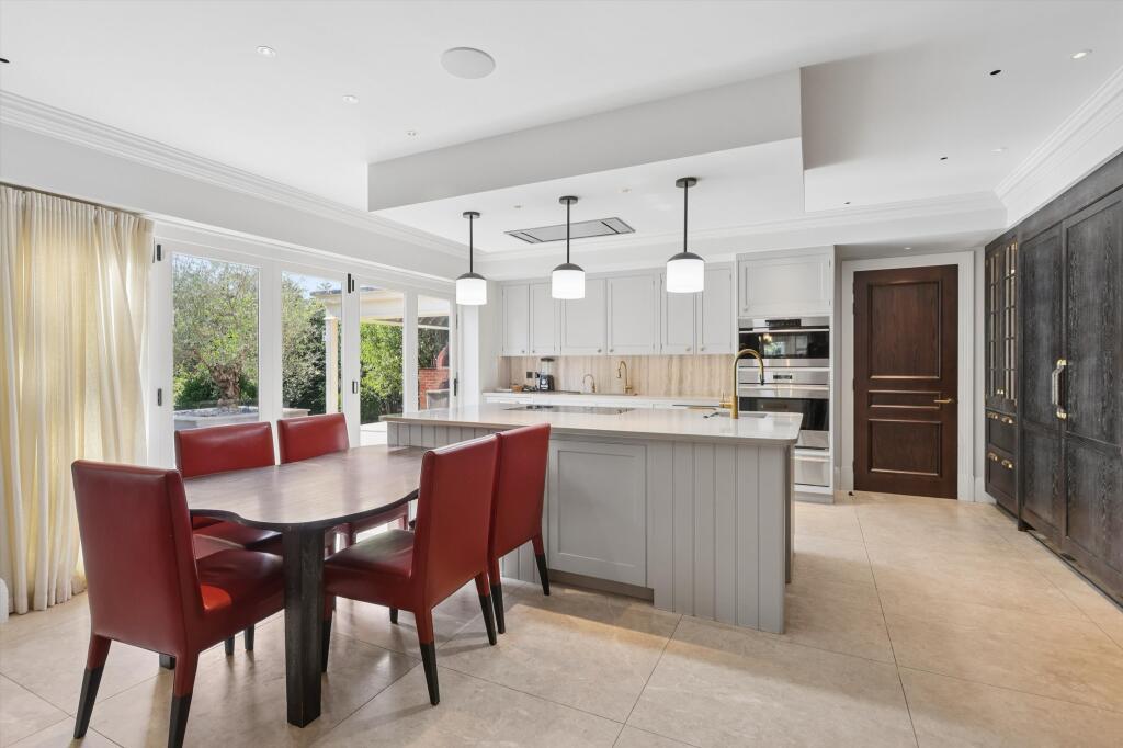 House in Kingston upon Thames - View 5