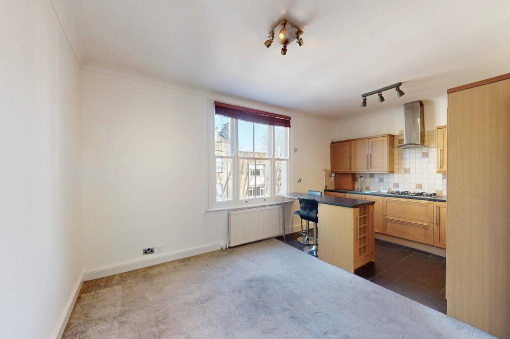 Apartment in London - More