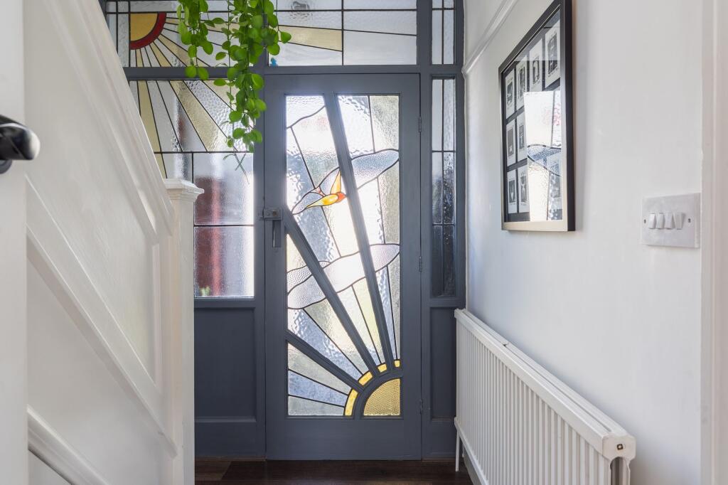 House in Sheffield, Millhouses - More