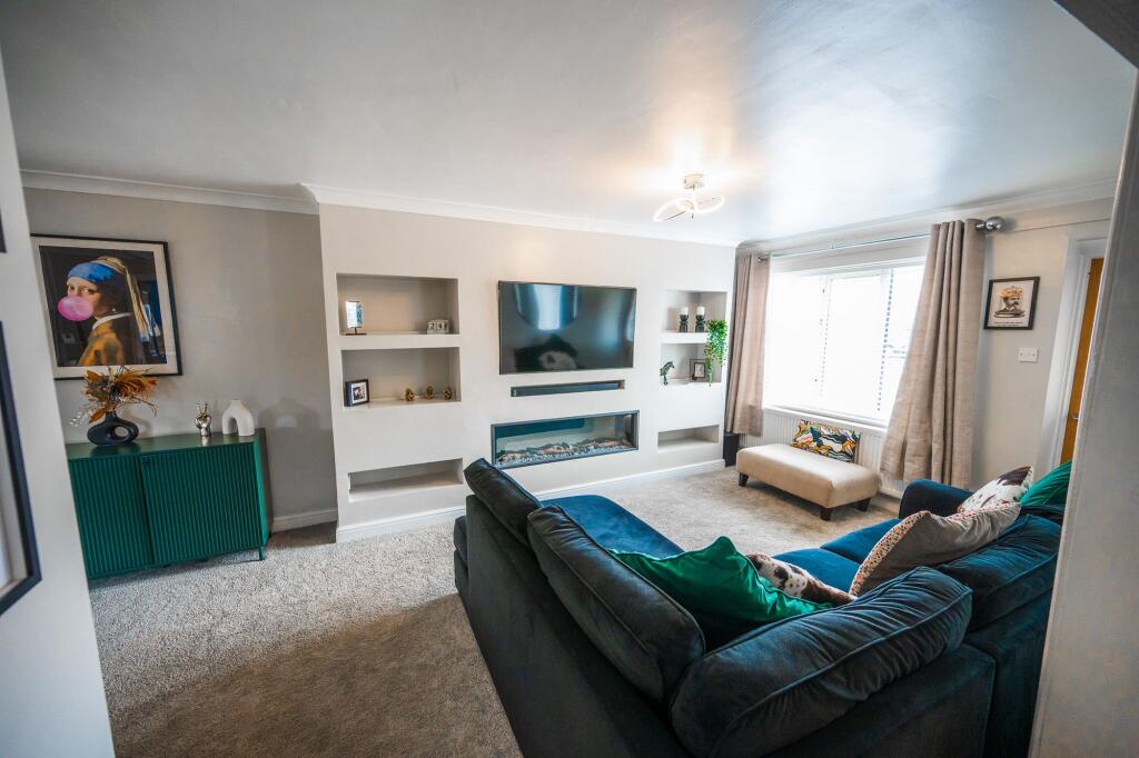 House in Stoke-on-Trent - View 5