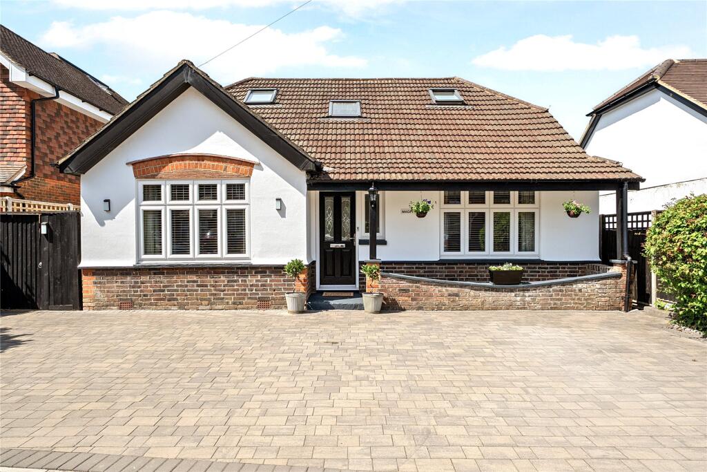 Main image of property: Kingsway Avenue, Woking, Surrey, GU21