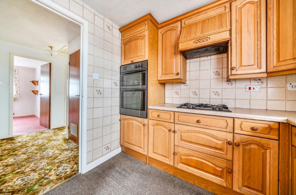 House in Nottingham, Bramcote - More