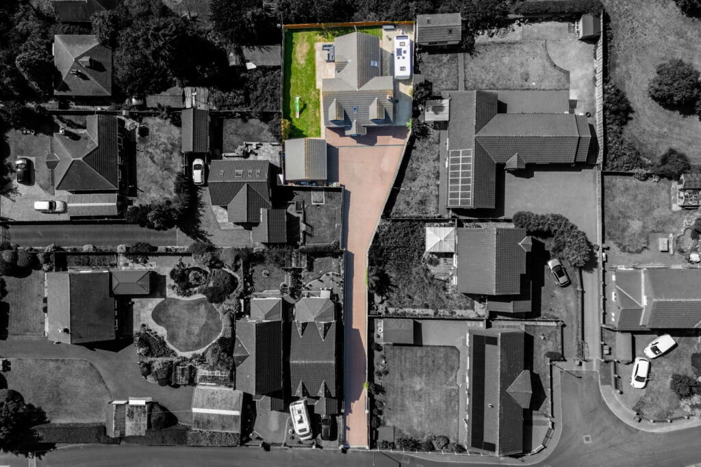 House in Wakefield - View 2