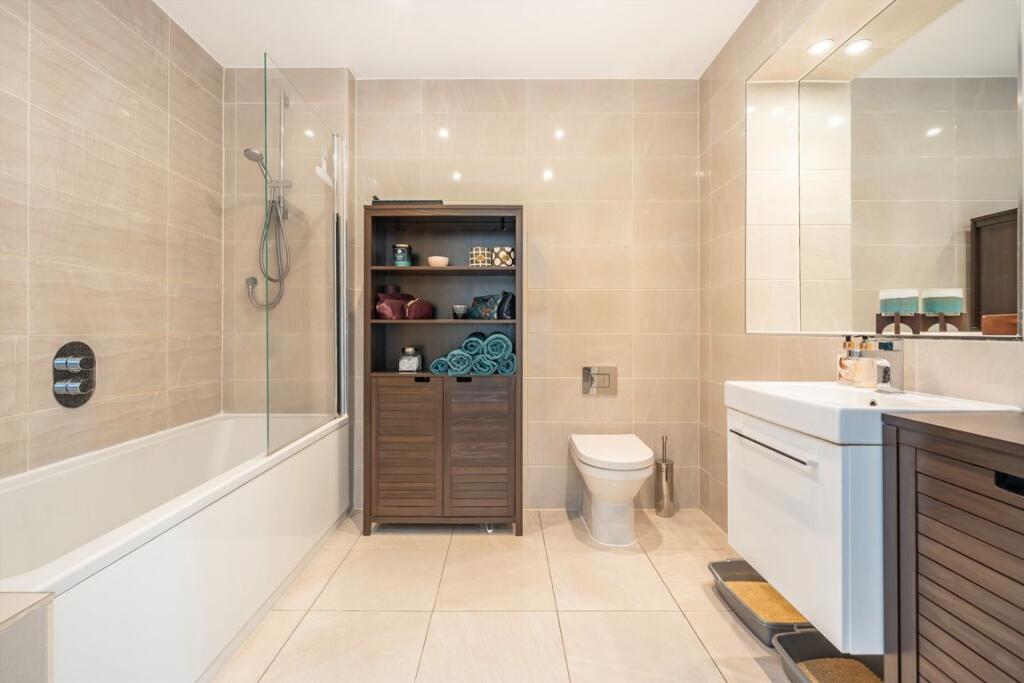 Apartment in London, Wing of Camberwell, Camberwell - More