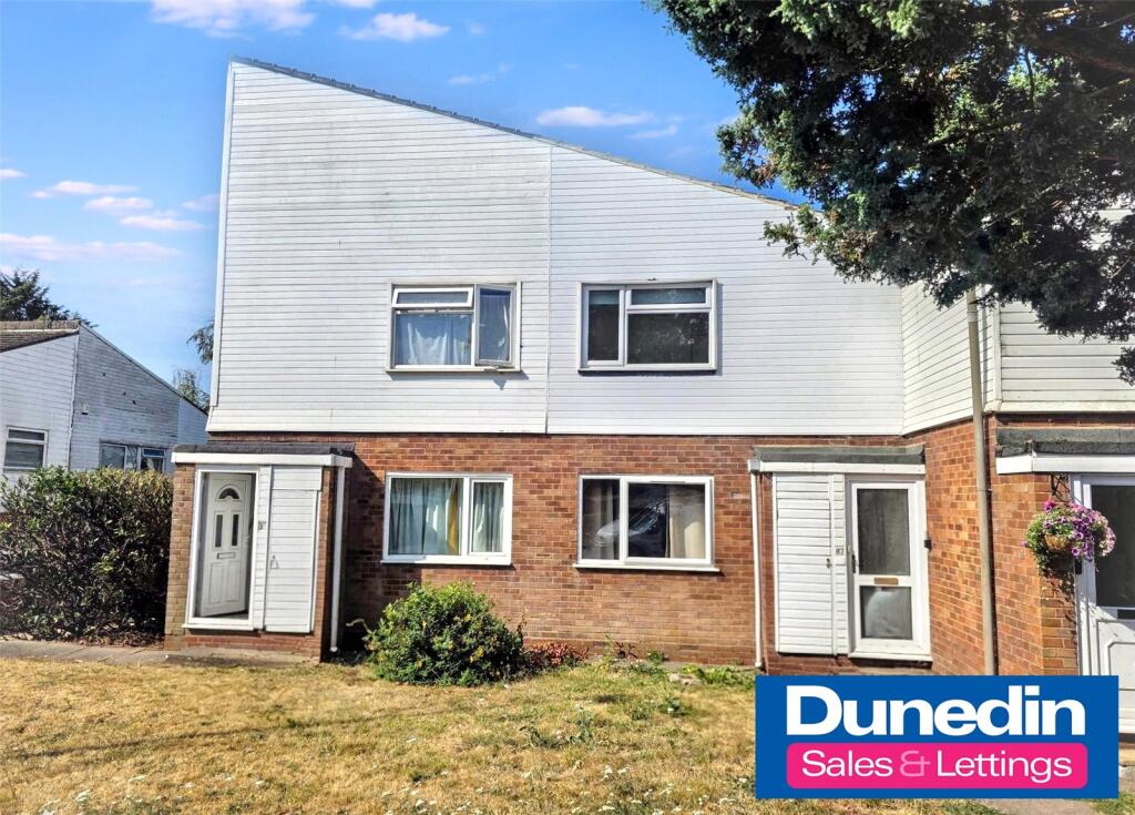 Main image of property: Pennine Road, Bromsgrove, B61