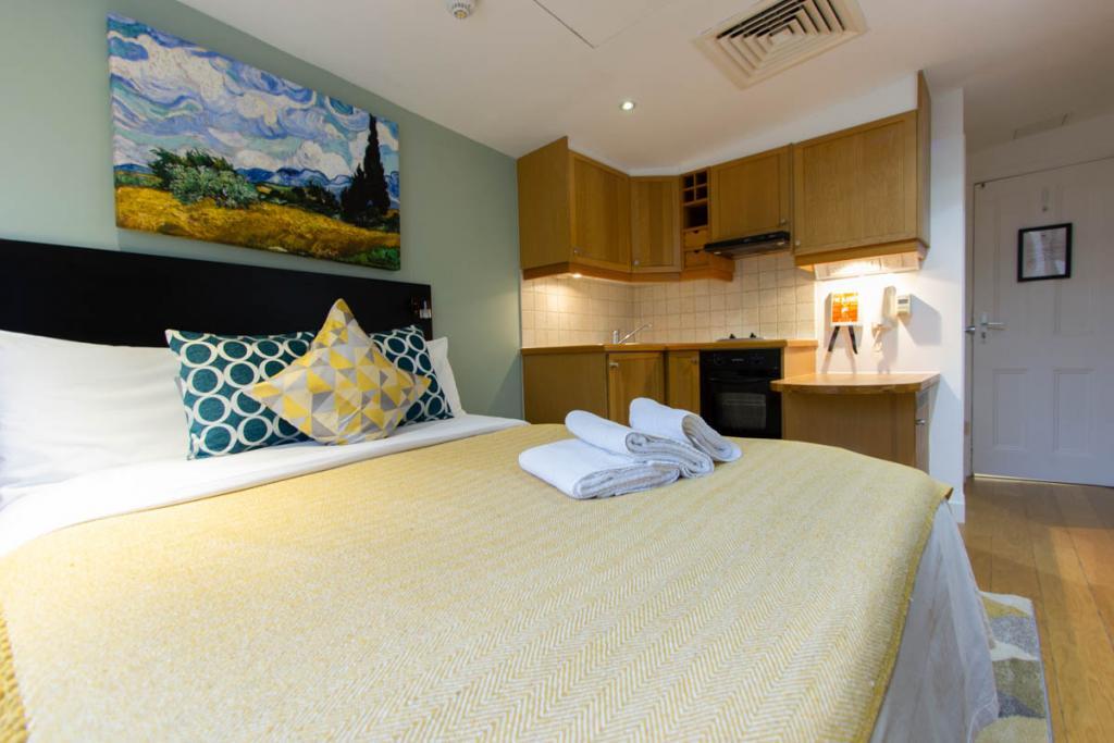 Apartment in London, St Pancras - View 5