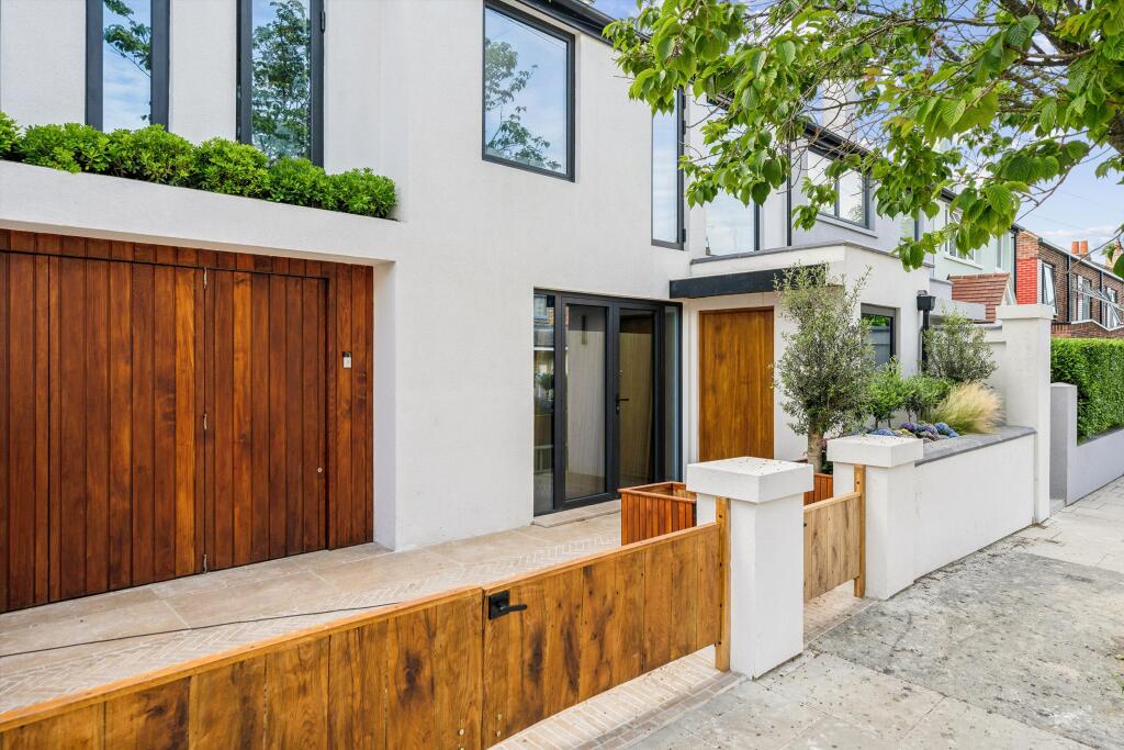 House in London, East Dulwich - View 4